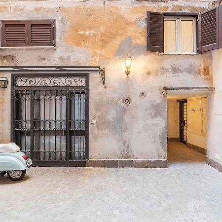 Sweet Little Suite Near Pantheon Rome Buitenkant foto