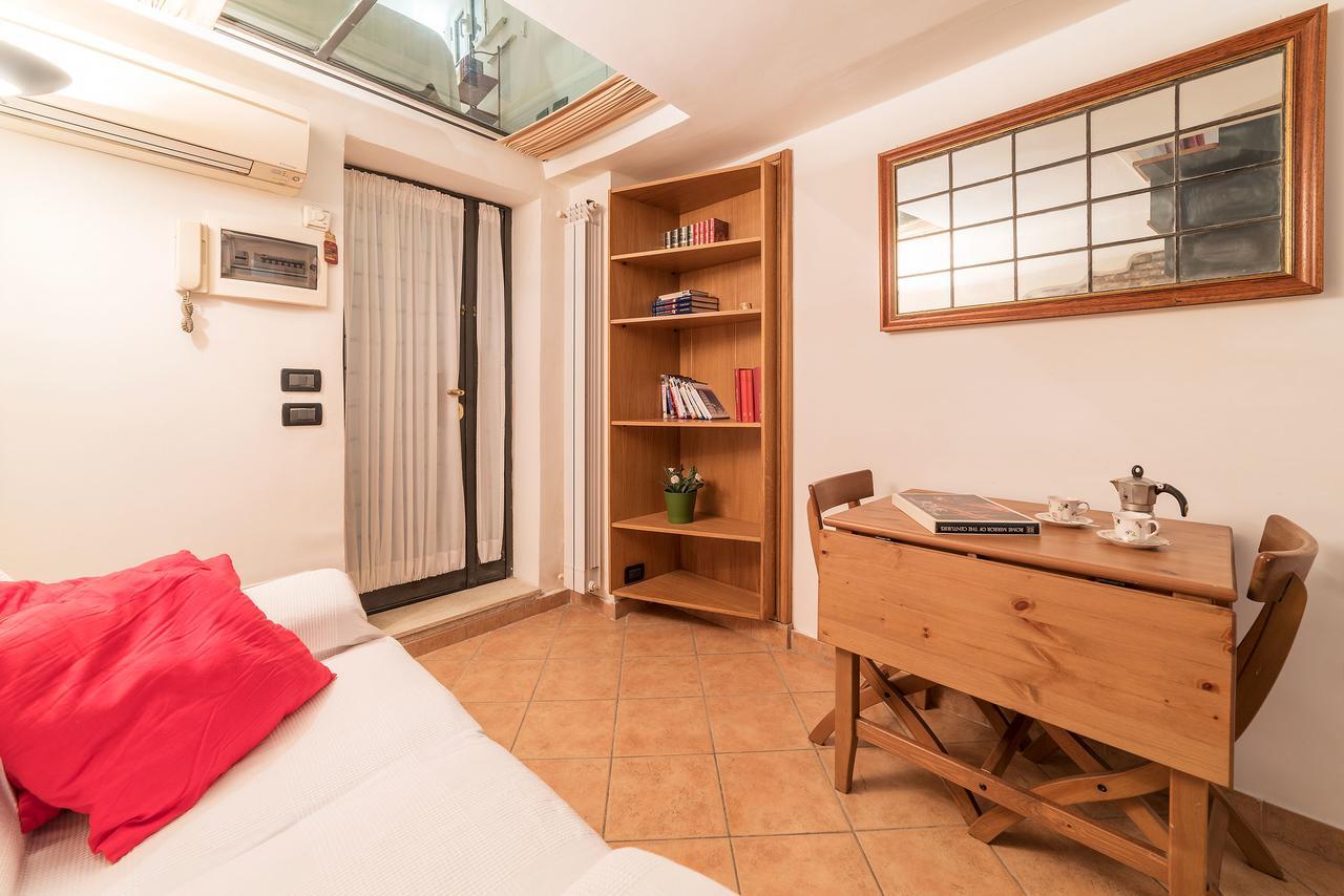 Sweet Little Suite Near Pantheon Rome Buitenkant foto