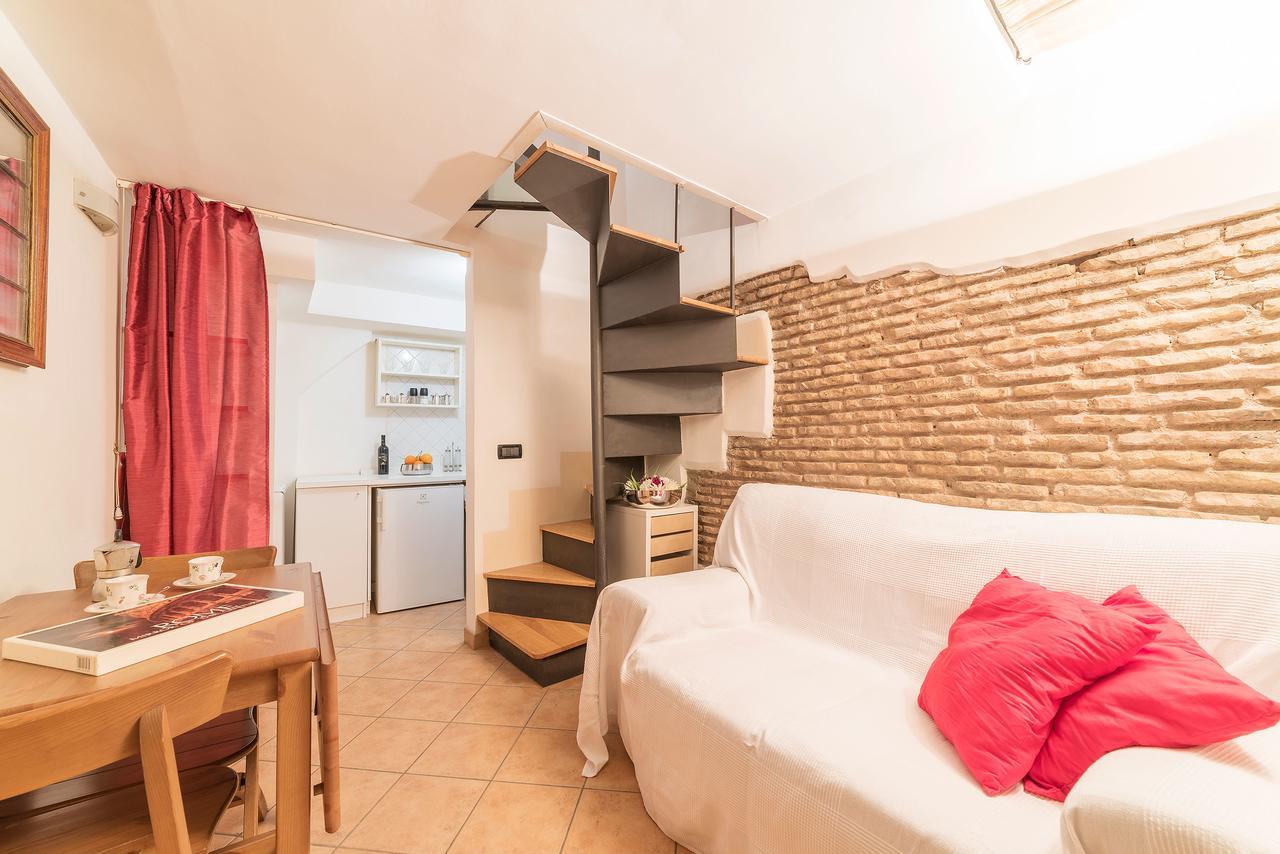 Sweet Little Suite Near Pantheon Rome Buitenkant foto